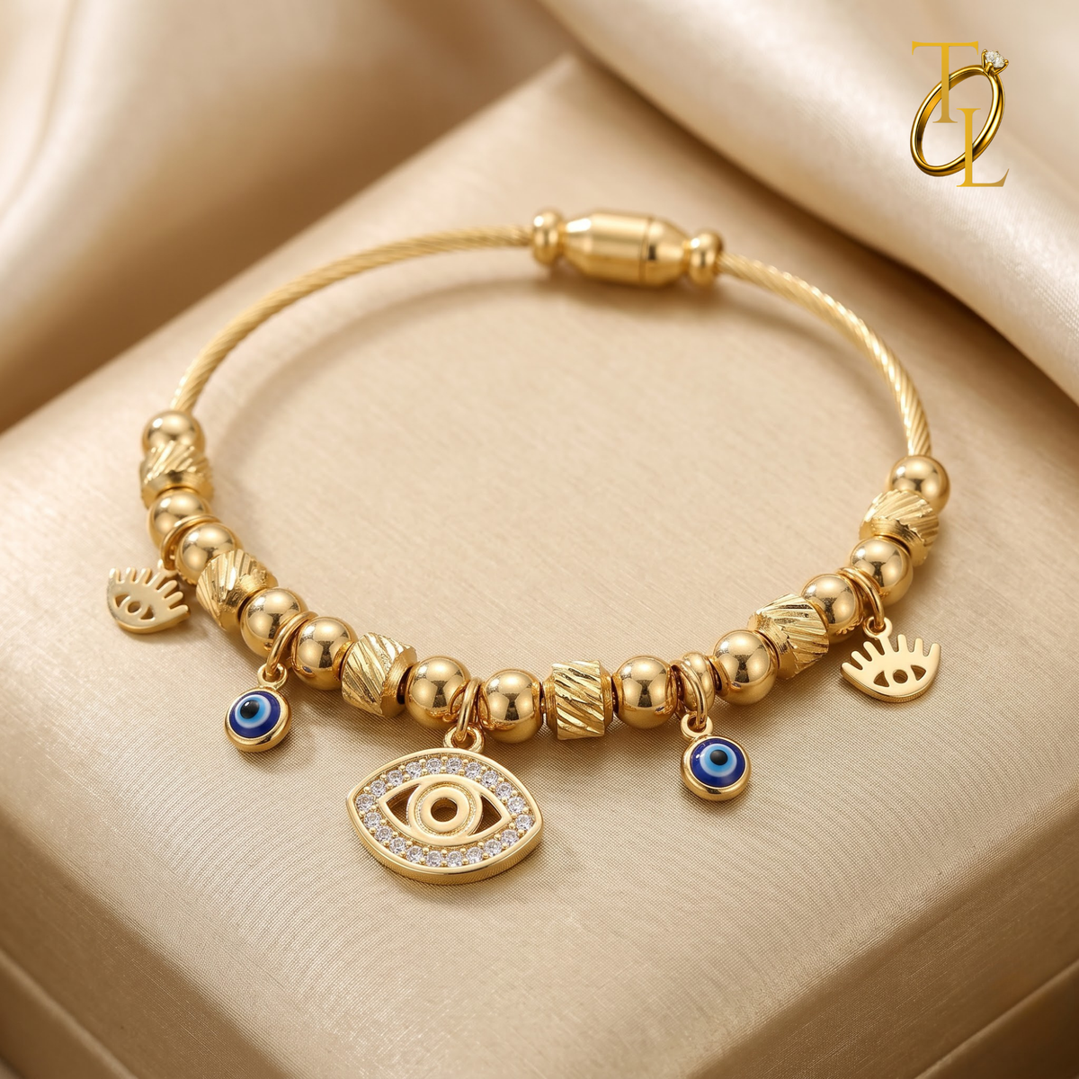 Lucky Loop Kada Bracelet