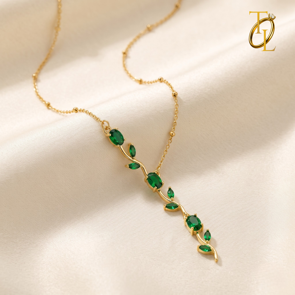 Green Tulip Necklace